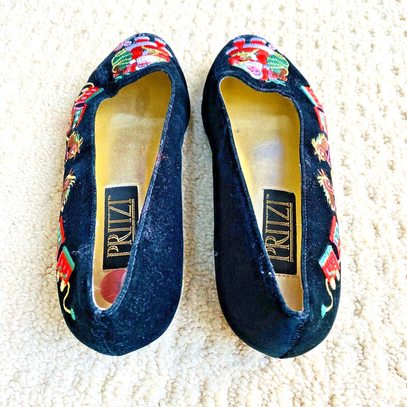 Vintage Pritzi Christmas Holiday Flats Dressy Shoes Black Velvet & Embroidery 7M - Picture 9 of 13